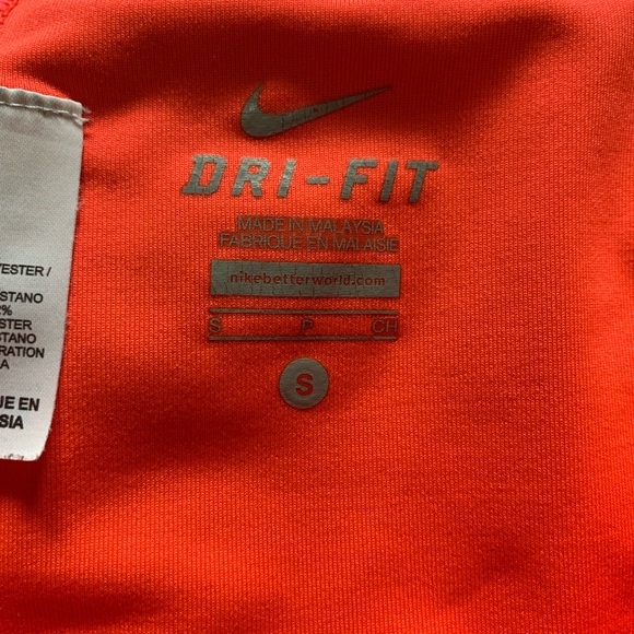 Nike lined shorts - Picture 2 of 4